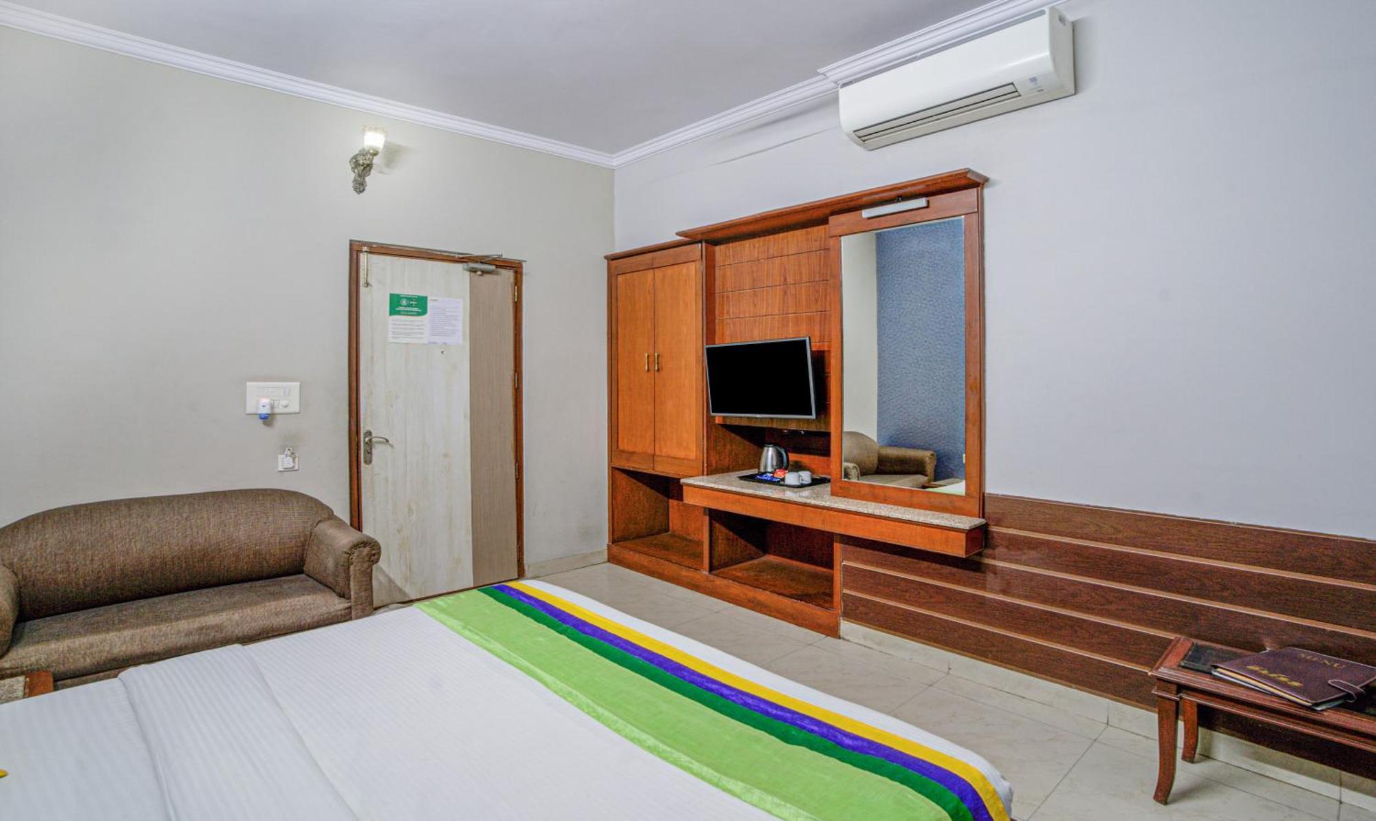 Treebo Bliss Hotel ชัยปุระ ภายนอก รูปภาพ